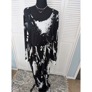 Vivica A. Fox Jumpsuit Women 1X Black Wht Bell-Slv Abstract Splatter Art To Wear